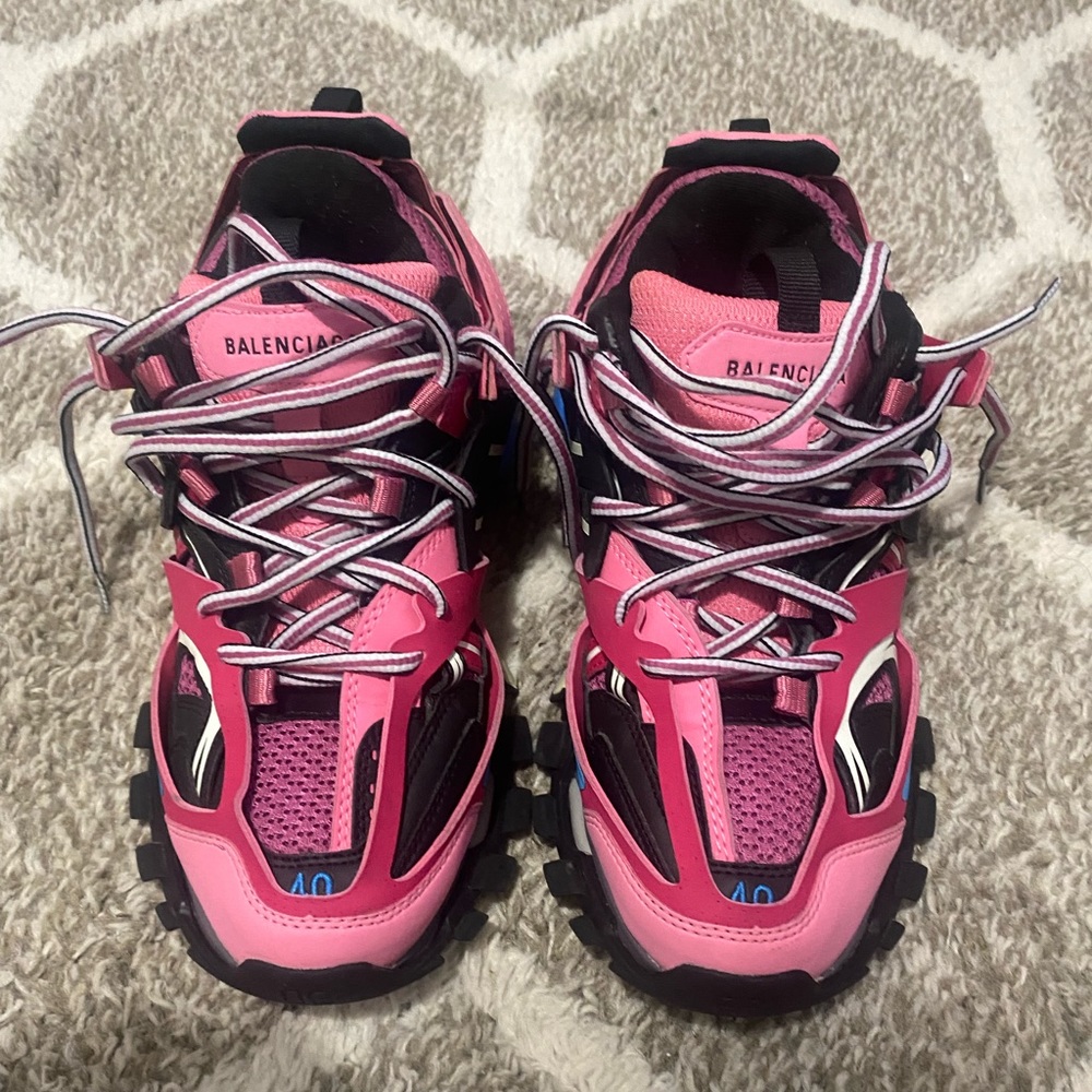 SOLD Balenciaga tracks